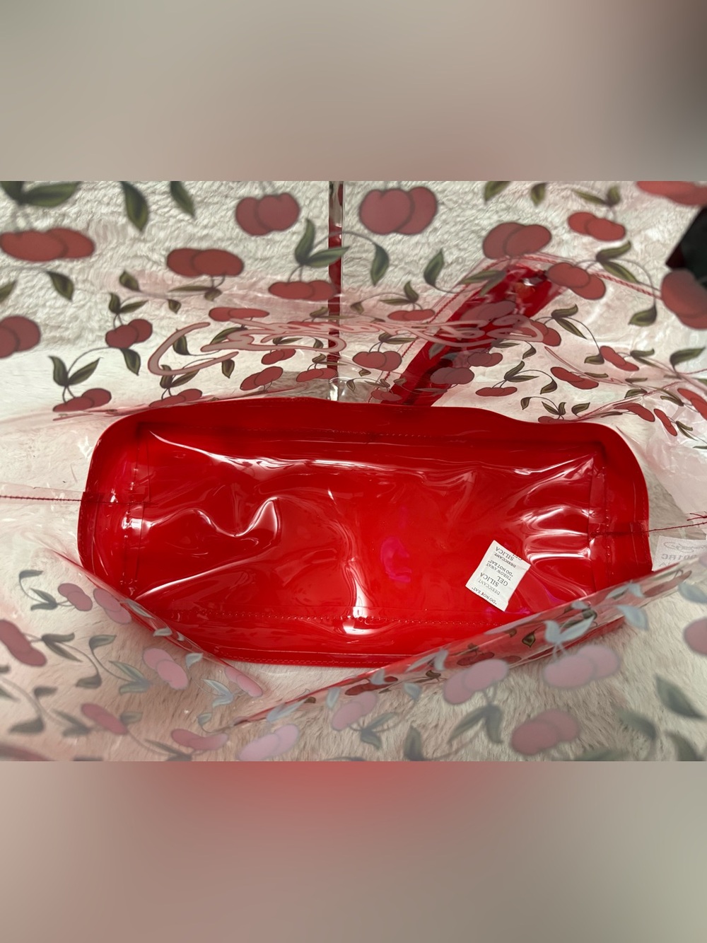 Ed Hardy Clear Cherry Tote with Red Trim - Picture 5 of 7